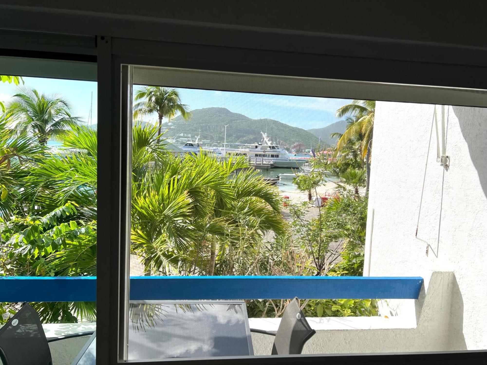 Appartement Neuf En Plein Coeur De Philipsburg فيليبسبورغ المظهر الخارجي الصورة